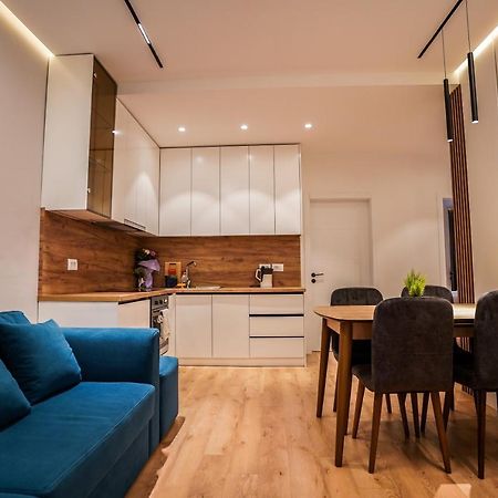 Hidden Gem Tirana 2Br Comfort In Historic Zone 외부 사진