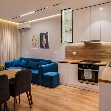 Hidden Gem Tirana 2Br Comfort In Historic Zone 외부 사진