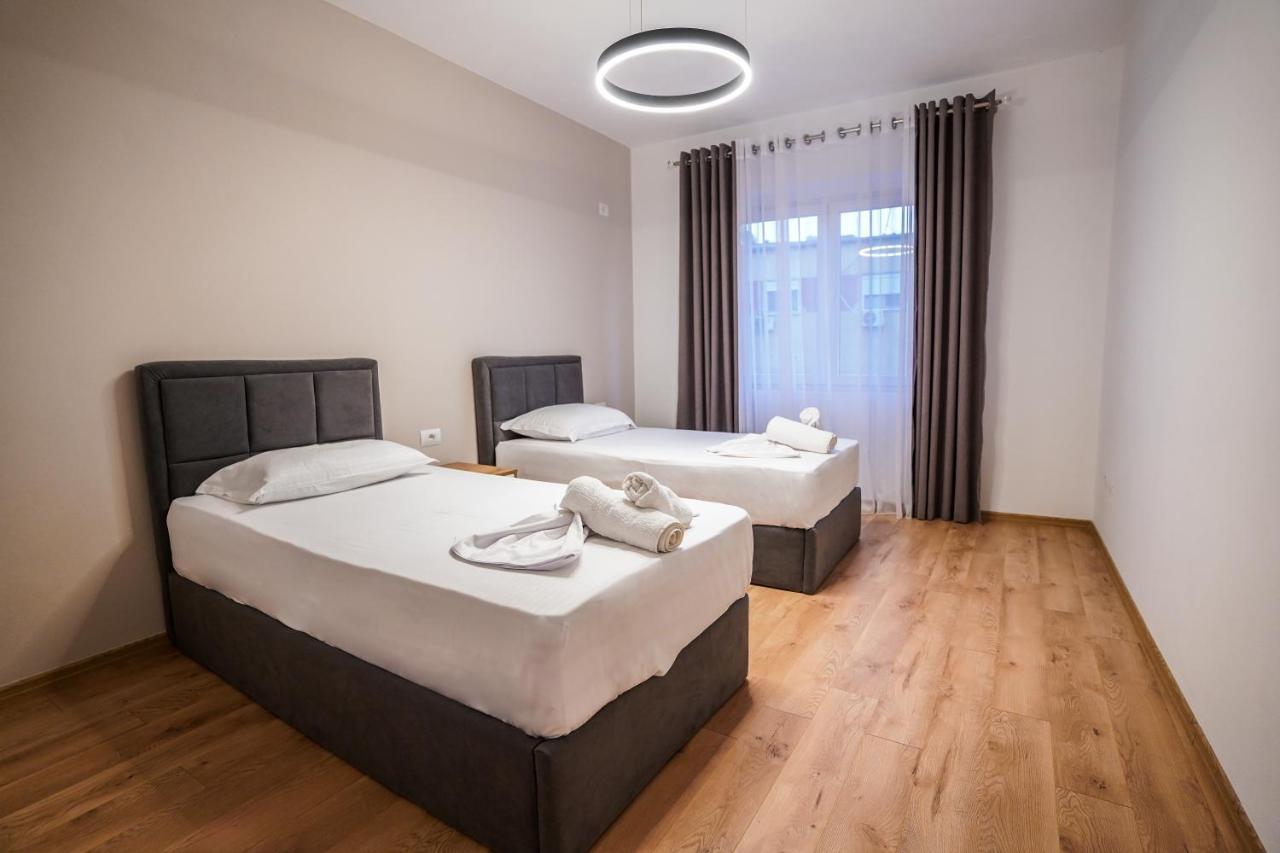 Hidden Gem Tirana 2Br Comfort In Historic Zone 외부 사진
